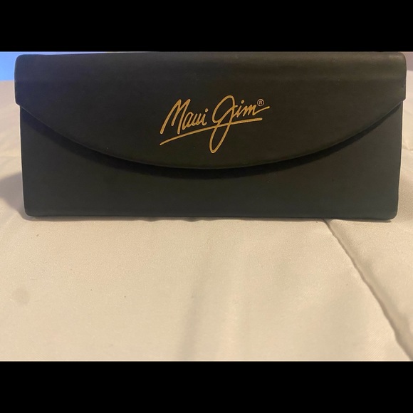 Maui Jim Beaches titanium frame. Exclusive Maui Invitational case. - Picture 5 of 10